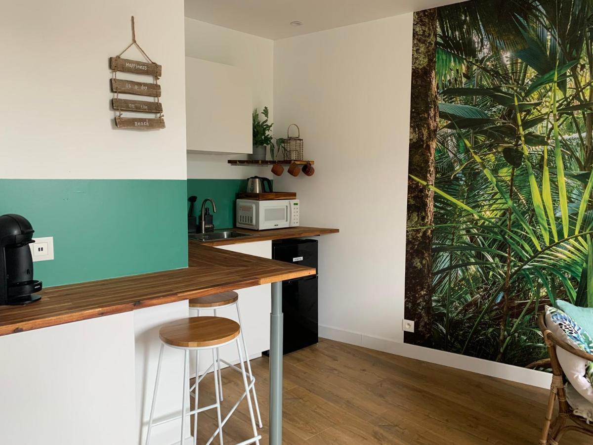 Le Petit Bali - Studio - Wifi - Parking - Coeur De Ville Pont-lʼAbbé Εξωτερικό φωτογραφία